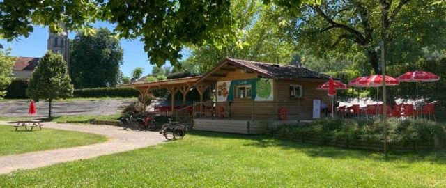 Camping Les Radeliers de Port-Lesney en Franche Comté